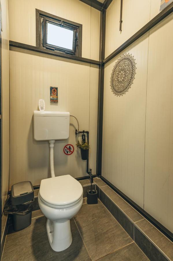 Q Podgorica Beds,Rooms And More Εξωτερικό φωτογραφία