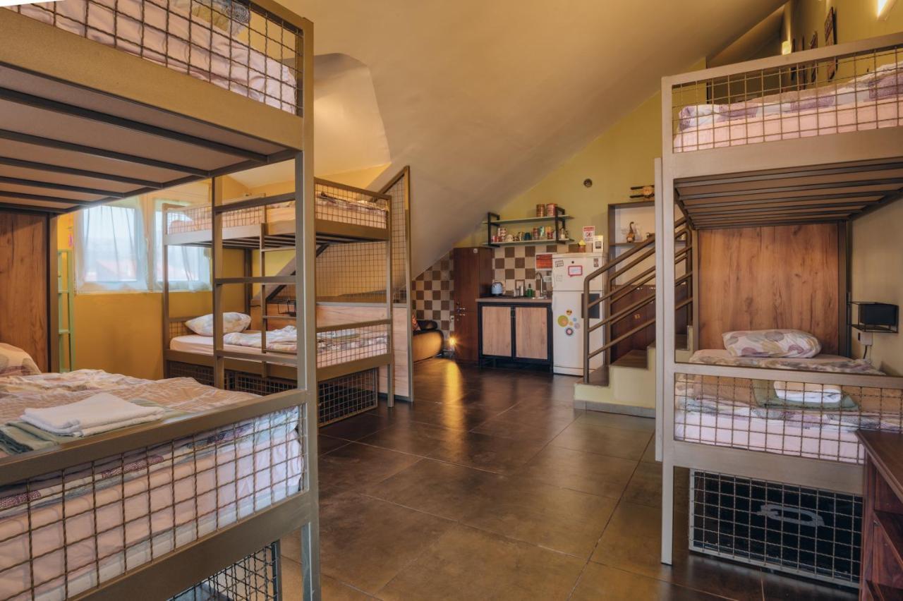 Q Podgorica Beds,Rooms And More Εξωτερικό φωτογραφία