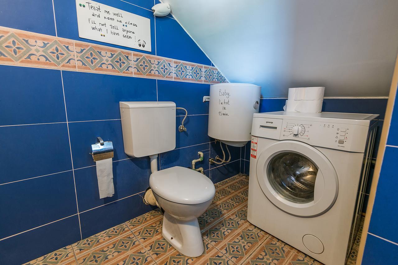 Q Podgorica Beds,Rooms And More Εξωτερικό φωτογραφία
